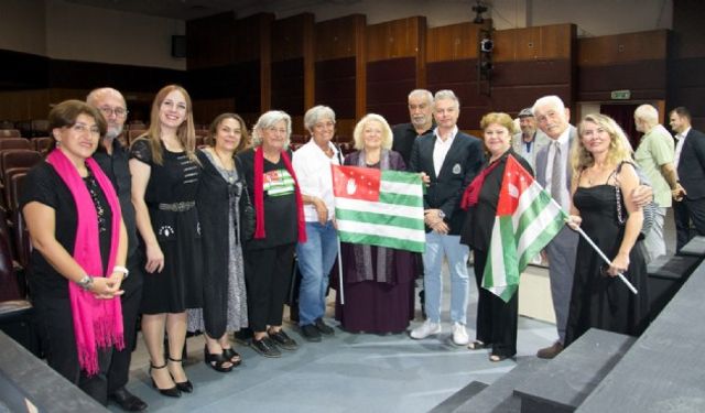 Abhazya'nın Bağımsızlık Günü İzmir'de kutlandı