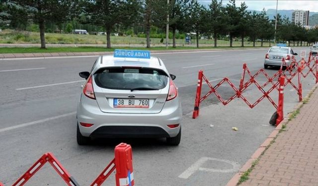 Ehliyet almanın bedeli artıyor: Bu tarihi sakın kaçırmayın!