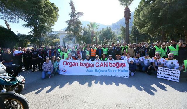 İzmir'de motorcular organ bağışına dikkat çekti