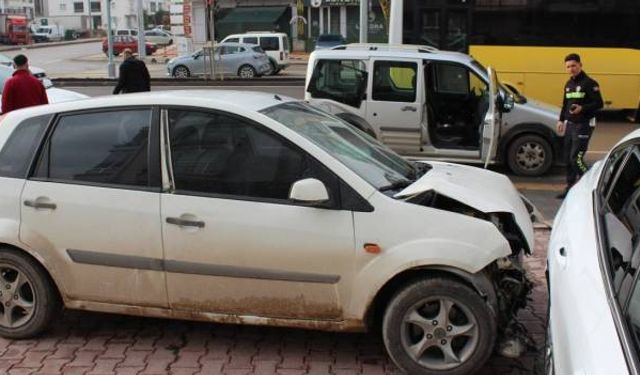 Trafikte çarpıştığı kişi nişanlısı çıktı