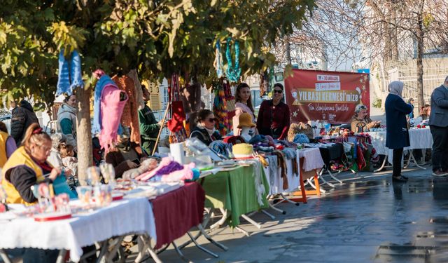 Konak'ta yeni yıl kermesi