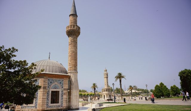 İzmir imsakiyesi: Sahura ne zaman kalkılacak?