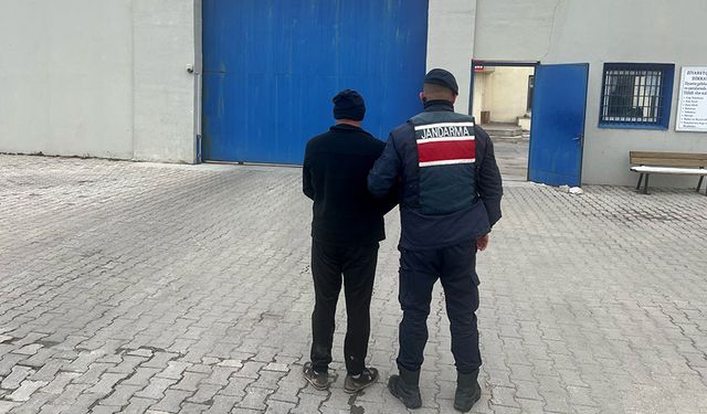 Afyon'da firariler yakayı ele verdi!