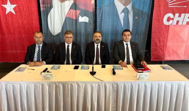 CHP’de ön seçim zirvesi tamam… ‘İzmir CHP’nin amiral gemisidir’