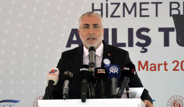 'Herkese birinci sınıf sağlık hizmeti sunan tek ülkeyiz'