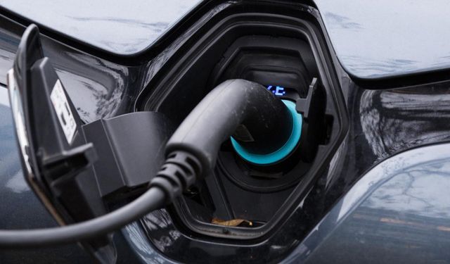 Elektrikli araç şarj soket sayısı artıyor