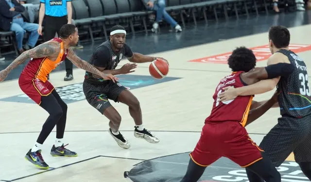 Aliağa Petkimspor'da Galatasaray galibiyeti sevinci