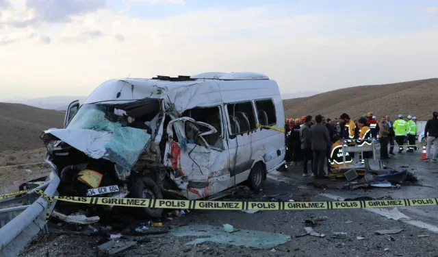 Van'daki feci kazada can kaybı 8'e yükseldi!