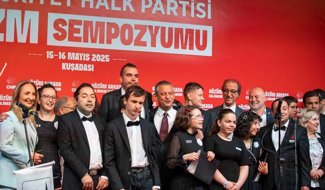 Otizmli bireylerle birlikte söyledi: Hayat bayram olsa!