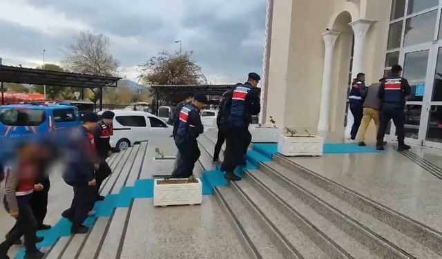 20 yıl önce işlenen cinayete ilişkin 4 sanık ilk kez hakim karşısında