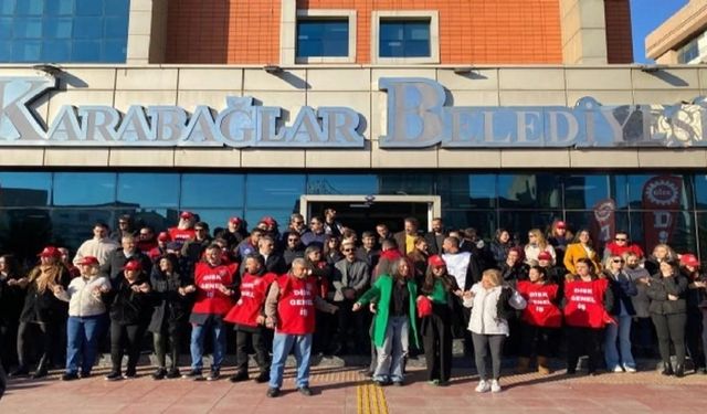Karabağlar Belediyesi'nde kriz: İşçiler iş bıraktı!