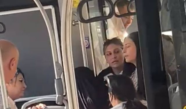 Belediye otobüsünde yolcular arasında kavga!
