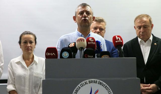 Özel'den hastanede yeni açıklama: Her geçen saat daha iyi haber alıyoruz