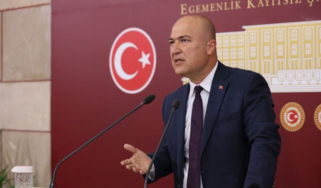 ‘Foto-kriz’de söz Bakan’da… Tugay’a yanıt: Çatışmanın kime yarayacağını hesap etmek gerekir!