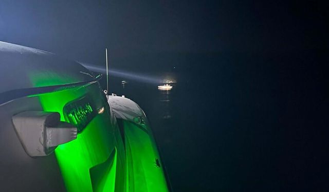 Muğla'da 20 kaçak göçmen kurtarıldı