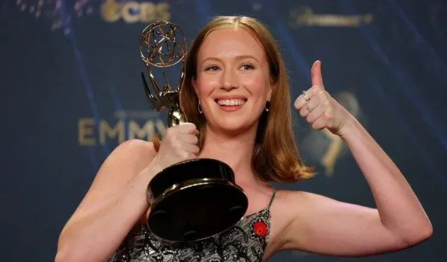 Yahudi aktrist ödülü aldı... "Filistin'e özgürlük" çağrısı yaptı