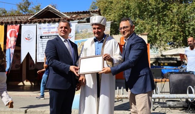 Selçuk'ta yılın ahisi belli oldu