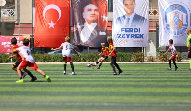 Selçuk’ta Ferdi Zeyrek Futbol Müsabakaları Heyecanı