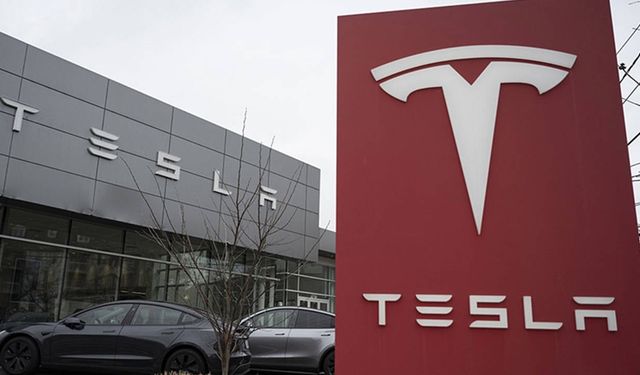 Tesla'nın Y model SUV araçlarına soruşturma
