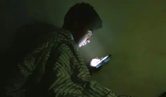 Gece telefona bakanlar dikkat: Sessizce çökertiyor!