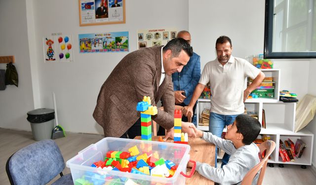 Başkan Yıldız’dan miniklere halı saha sözü!