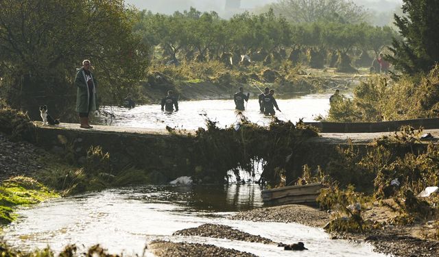 Foça'da umutlar tükeniyor... Arama çalışmaları ikinci gününde!