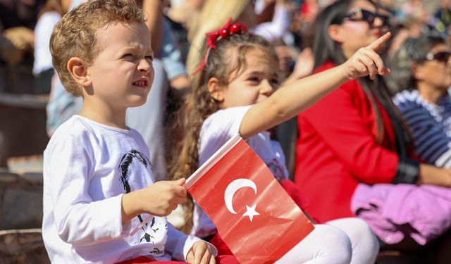 Buca’da 29 Ekim coşkusu başladı