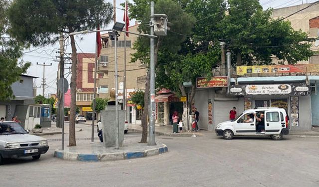 İzmir’in Bermuda Şeytan Üçgeni… “Mahallede pislik açısından yok yok”