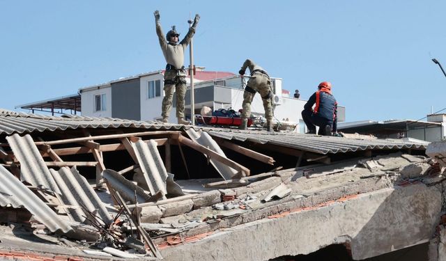 Menemen'de nefes kesen tatbikat!