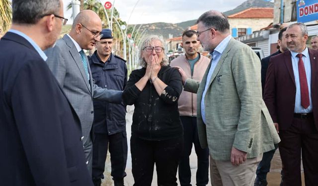 AK Partili Saygılı duyurdu: Foça'ya yardımlar başladı