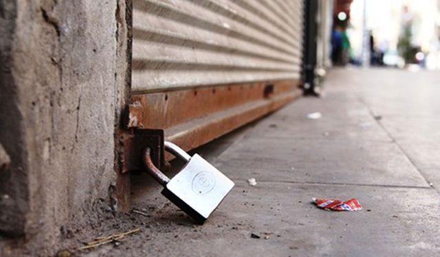 Esnaf yeni düzenlemeden endişeli: On binlerce işyeri kepenk kapatır!