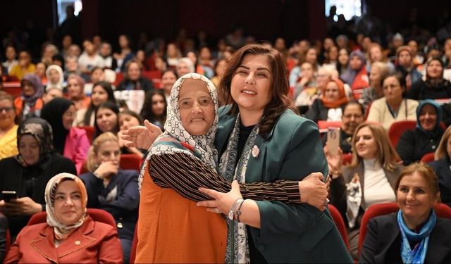 Çerçioğlu AK Partili kadınlara seslendi: Aydın'da tarih yazmaya hazır mısınız?