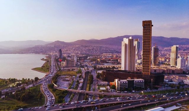 EBSO Başkanı Yorgancılar’dan ‘trafik’ eleştirisi: Kuleler yükseliyor, yollar aynı!