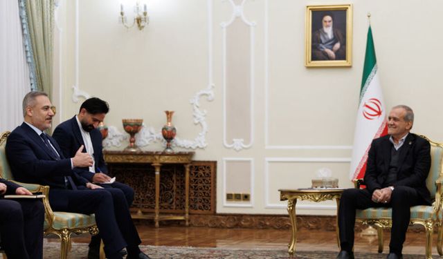 Dışişleri Bakanı Fidan İran Cumhurbaşkanı tarafından kabul edildi