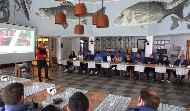 Çeşme Belediyesi ve AKUT’tan afet bilinci eğitimi