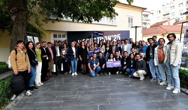 Genç beyinler afetlere dirençli Bornova için kod yazdı