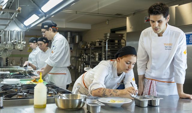 Ev yapımı konservede 'ölümcül' tehlike!