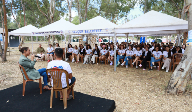 Efes Selçuk’ta gençlik ağı kuruluyor