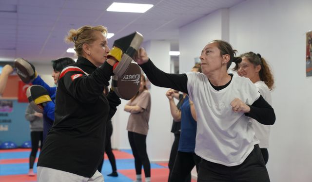 Seferihisar’da “Kadına Şiddetle Mücadele” bir gün değil, her gün