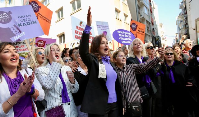 Karşıyaka’dan dayanışma çağrısı: Şiddete karşı ses çıkar!