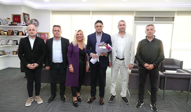 Felaket sonrası Foça'dan Aliağa'ya dikkat çeken ziyaret!