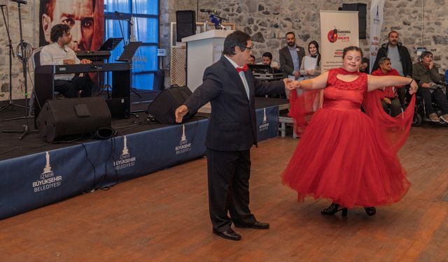 İzmir'de engelsiz buluşma
