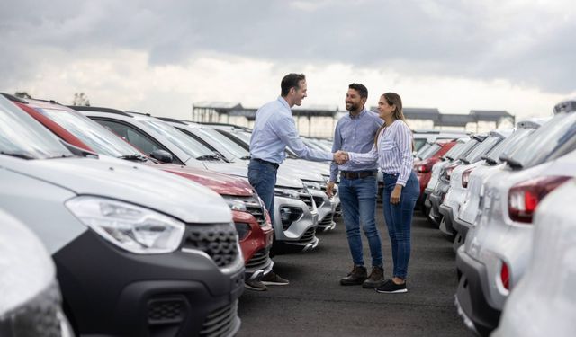 EGOD Başkanı uyardı: Kredi kartına taksitle araba yasak!