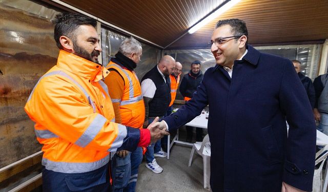 Başkan Yiğit yılın son gününde emekçilerle buluştu