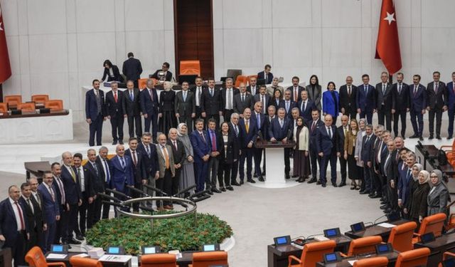 Gençlik ve Spor ile Kültür ve Turizm bakanlıklarının bütçeleri kabul edildi