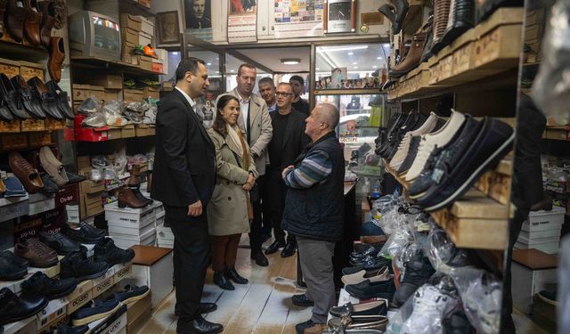 Başkan Eşki, saha mesaisinde: Belediyeyi sokaktan yöneteceğiz