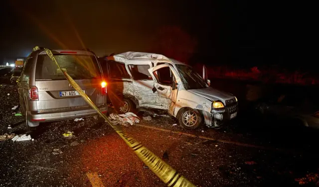 Katliam gibi kaza: 4 kişi öldü, 5 yaralı!