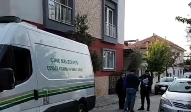 Yaşlı adam, evinin balkonunda hayatına son verdi!