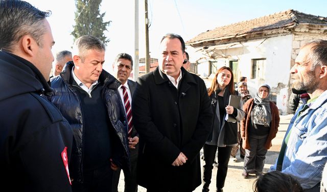 Besim Dutlulu’dan evi yanan aileye ziyaret: Yaraları hep birlikte saracağız