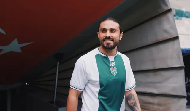 Halil Akbunar, Bursaspor'a imzayı attı!